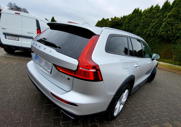 Volvo V60 Cross Country cena 84500 przebieg: 263000, rok produkcji 2020 z Gołdap małe 562